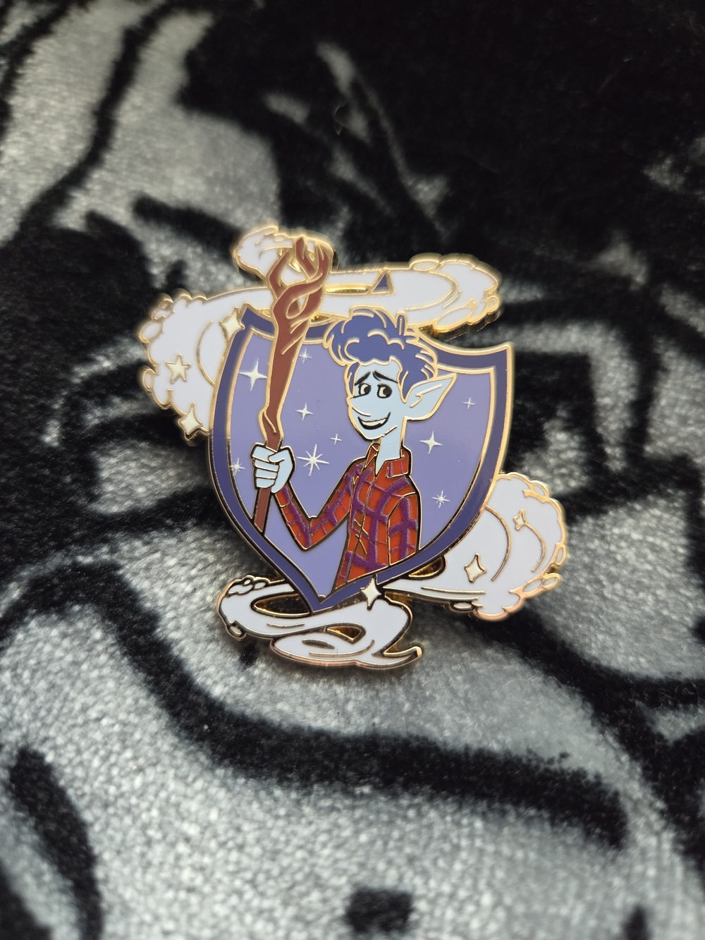 Disney Pixar Onward Ian Lightfoot Enamel Box Lunch Exclusive Blind Box Pin